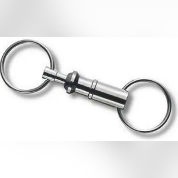 Victorinox Simple Coupling Locking Key Chain. New in box. - Picture 2 of 3